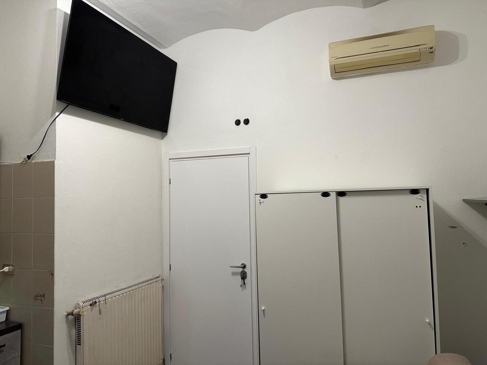 Laghetti Di Corticella Hotel Bologna Bagian luar foto
